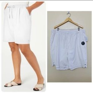 Karen Scott White  Casual Shorts